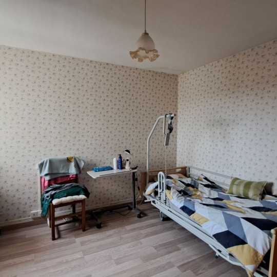  Mathieu CHAMARD - Agence BIEN CHEZ SOI : Apartment | PARTHENAY (79200) | 80 m2 | 75 000 € 