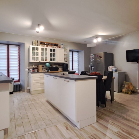  Mathieu CHAMARD - Agence BIEN CHEZ SOI : Apartment | PARTHENAY (79200) | 137 m2 | 100 000 € 
