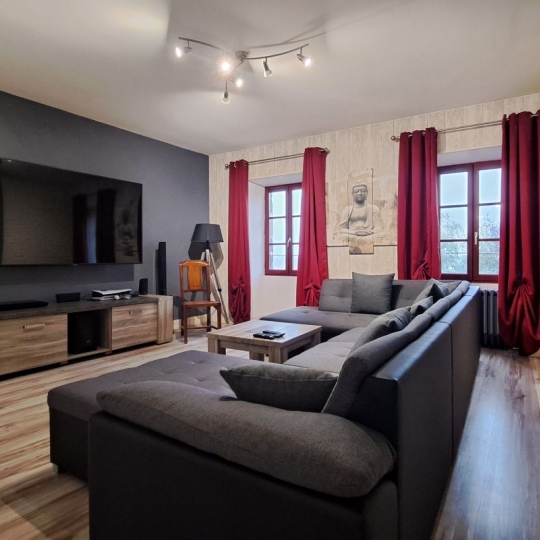  Mathieu CHAMARD - Agence BIEN CHEZ SOI : Apartment | PARTHENAY (79200) | 137 m2 | 100 000 € 