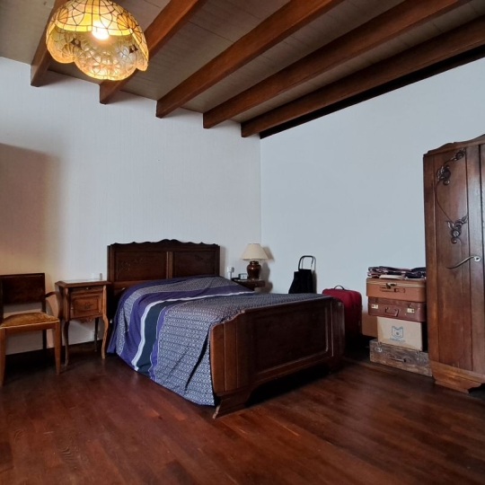  Mathieu CHAMARD - Agence BIEN CHEZ SOI : Domain / Estate | MAZIERES-EN-GATINE (79310) | 130 m2 | 177 000 € 