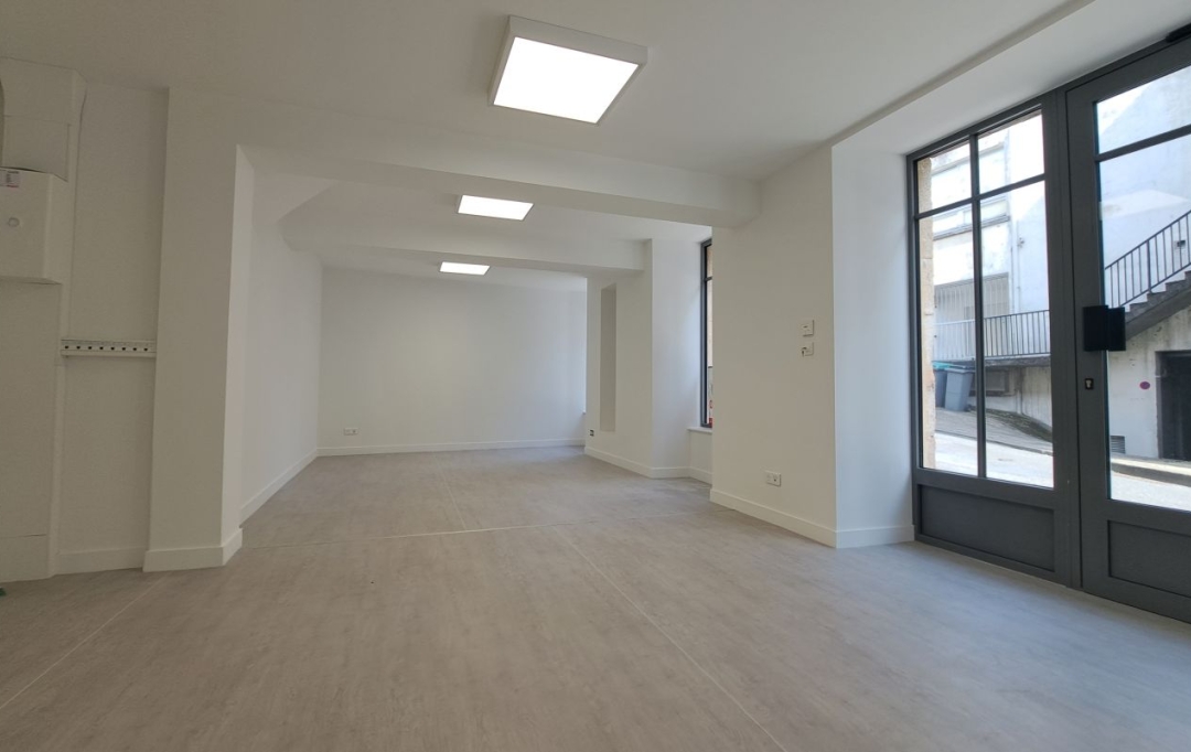 Mathieu CHAMARD - Agence BIEN CHEZ SOI : Office | PARTHENAY (79200) | 72 m2 | 584 € 