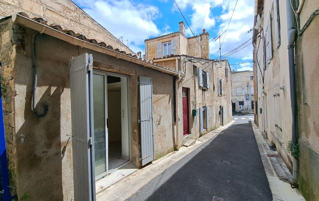 Mathieu CHAMARD - Agence BIEN CHEZ SOI : Office | NIORT (79000) | 8 m2 | 300 € 
