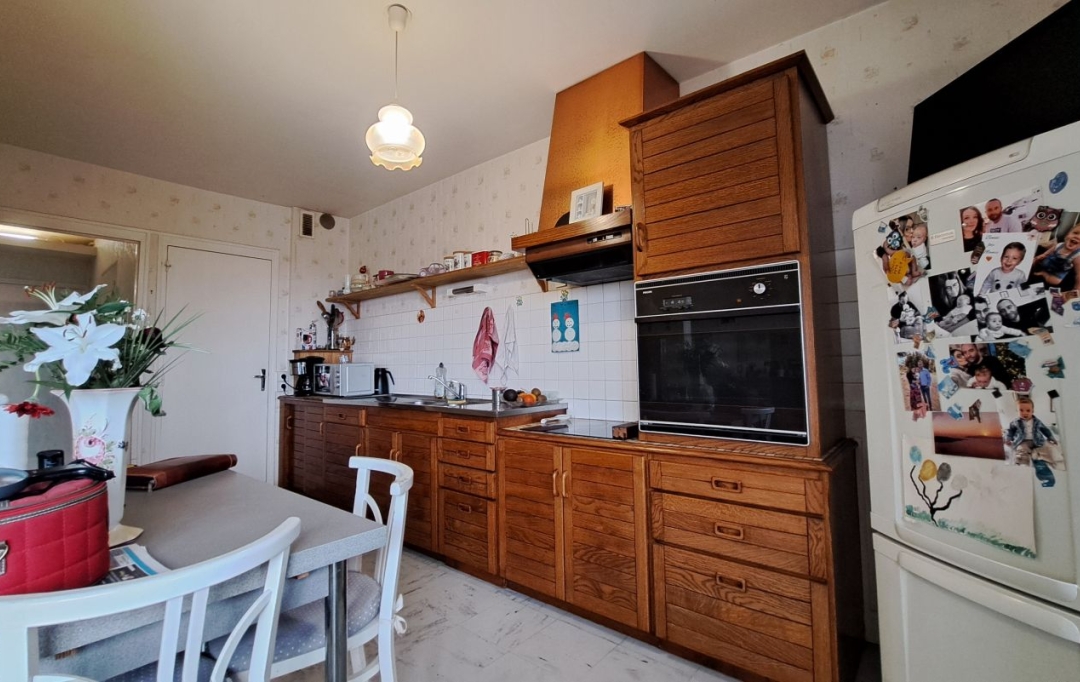 Mathieu CHAMARD - Agence BIEN CHEZ SOI : Apartment | PARTHENAY (79200) | 80 m2 | 75 000 € 
