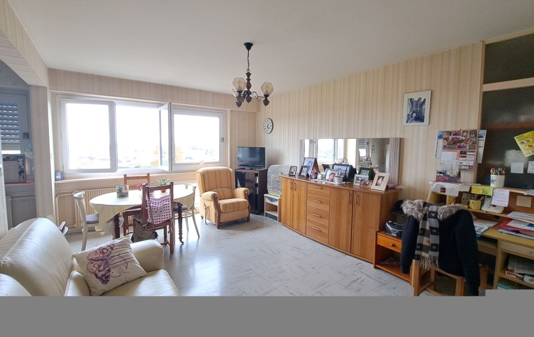 Mathieu CHAMARD - Agence BIEN CHEZ SOI : Apartment | PARTHENAY (79200) | 80 m2 | 75 000 € 