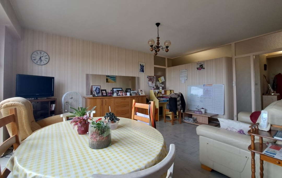 Mathieu CHAMARD - Agence BIEN CHEZ SOI : Apartment | PARTHENAY (79200) | 80 m2 | 75 000 € 