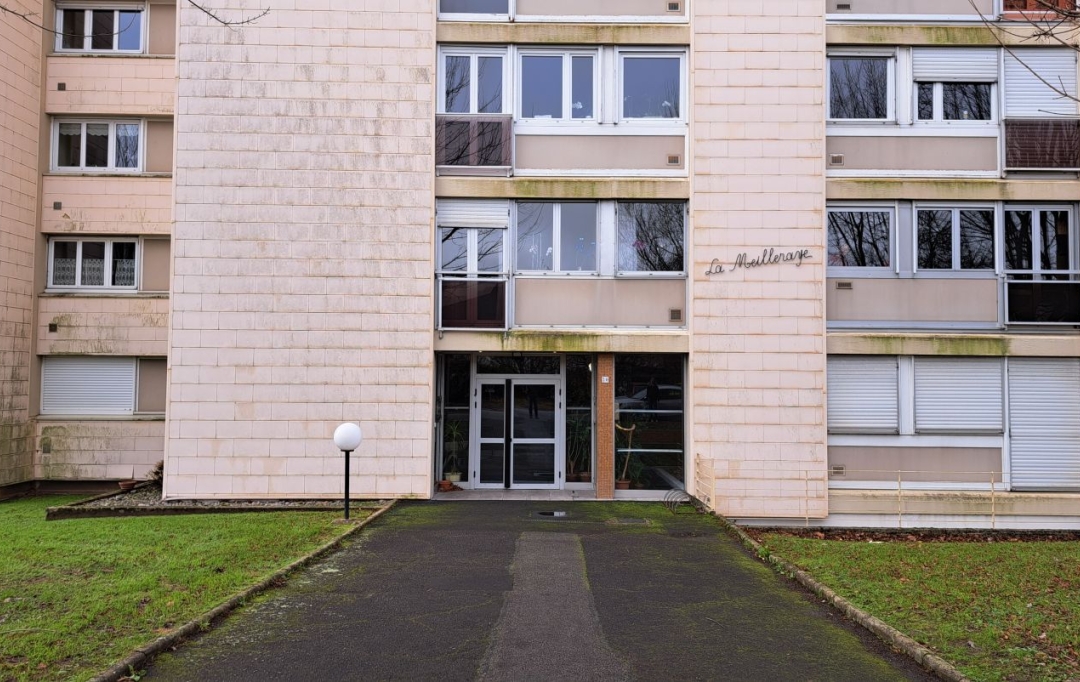 Mathieu CHAMARD - Agence BIEN CHEZ SOI : Apartment | PARTHENAY (79200) | 80 m2 | 75 000 € 