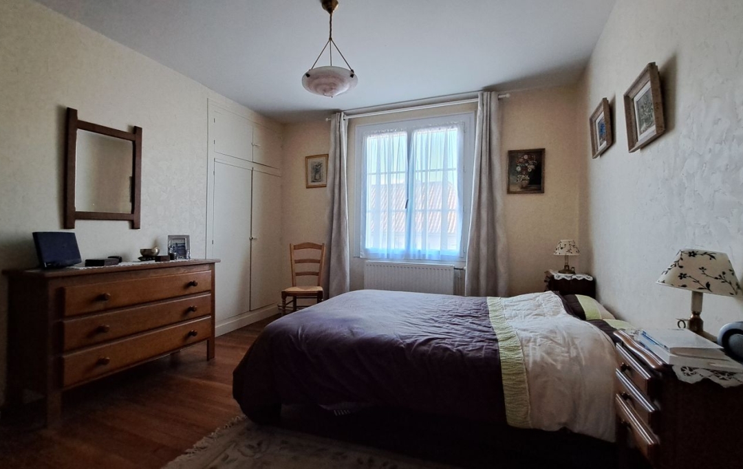 Mathieu CHAMARD - Agence BIEN CHEZ SOI : House | VERRUYES (79310) | 137 m2 | 167 000 € 