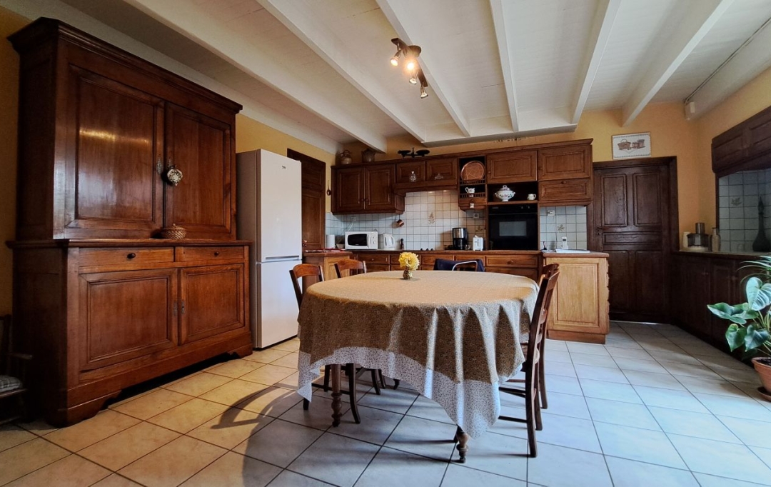 Mathieu CHAMARD - Agence BIEN CHEZ SOI : Domain / Estate | MAZIERES-EN-GATINE (79310) | 130 m2 | 177 000 € 