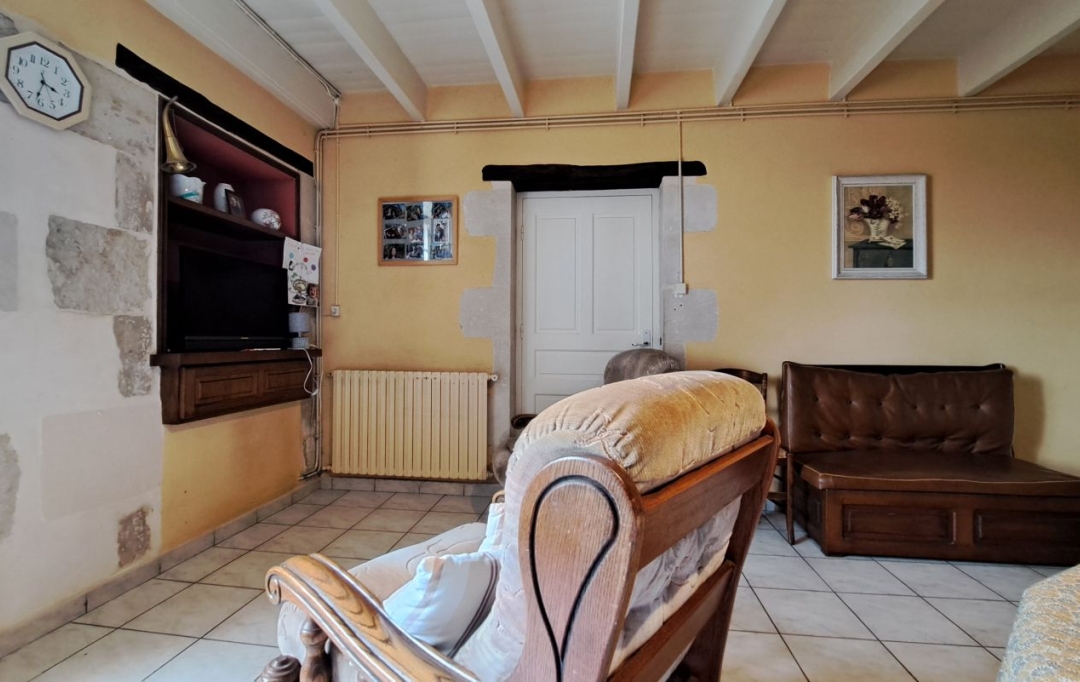 Mathieu CHAMARD - Agence BIEN CHEZ SOI : Domain / Estate | MAZIERES-EN-GATINE (79310) | 130 m2 | 177 000 € 