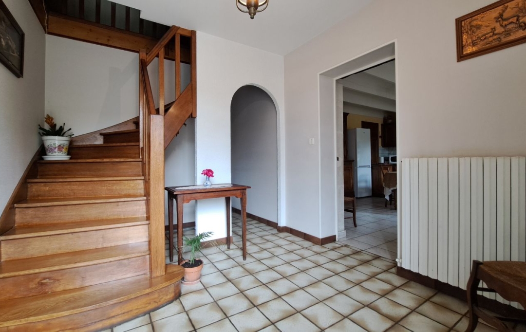 Mathieu CHAMARD - Agence BIEN CHEZ SOI : Domain / Estate | MAZIERES-EN-GATINE (79310) | 130 m2 | 177 000 € 
