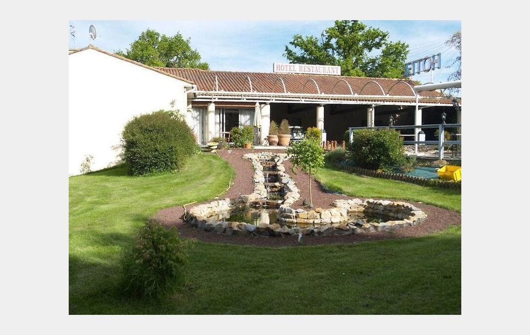 Mathieu CHAMARD - Agence BIEN CHEZ SOI : Immeuble | PARTHENAY (79200) | 1 525 m2 | 800 000 € 